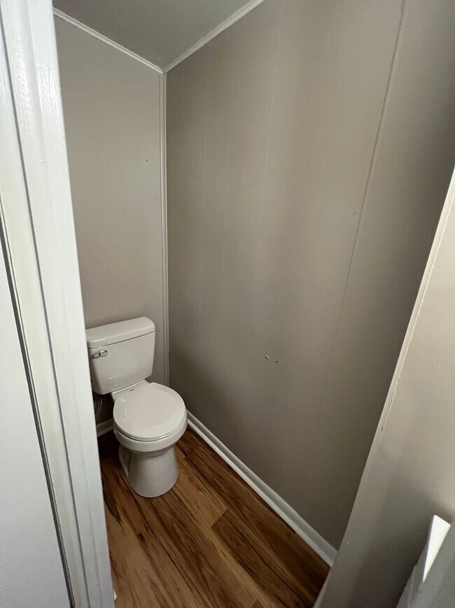 Foto del edificio - COMING SOON! -3 bedroom 1.5 townhouse in Carlisle PA!