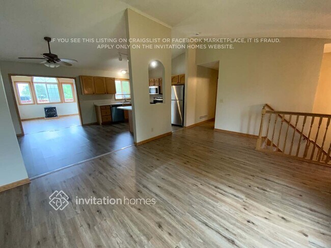 Foto del edificio - 19309 Upland St NW