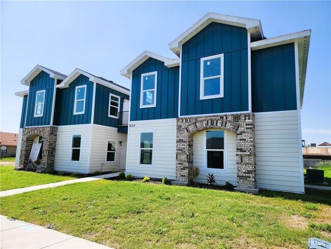 Foto del edificio - 8 Continental Dr