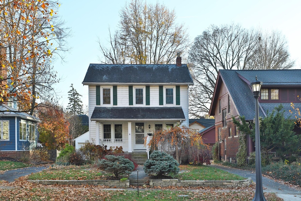 Primary Photo - 43 Northridge Rd