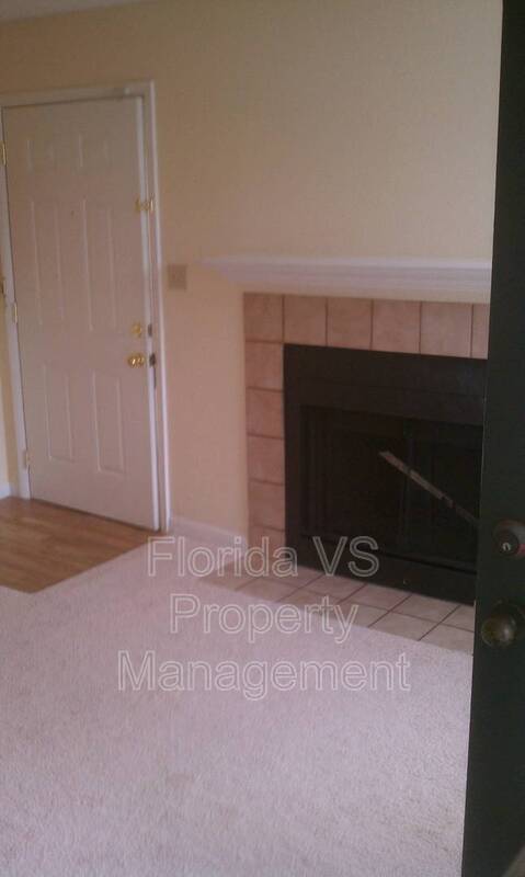 Building Photo - 4401 Thornbriar Ln
