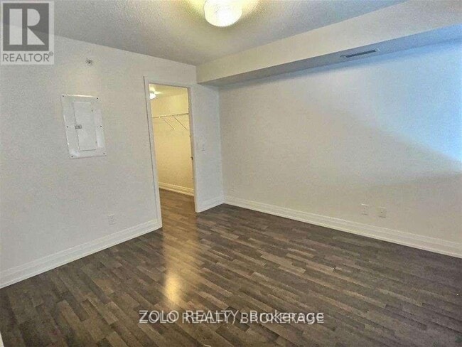 Building Photo - 555 Wilson Ave