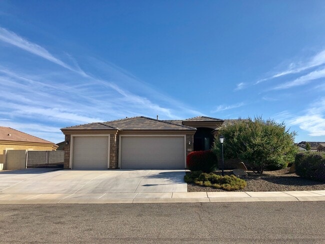 Foto del edificio - Gorgeous 3 Bedroom Home in Long Mountain Estates!