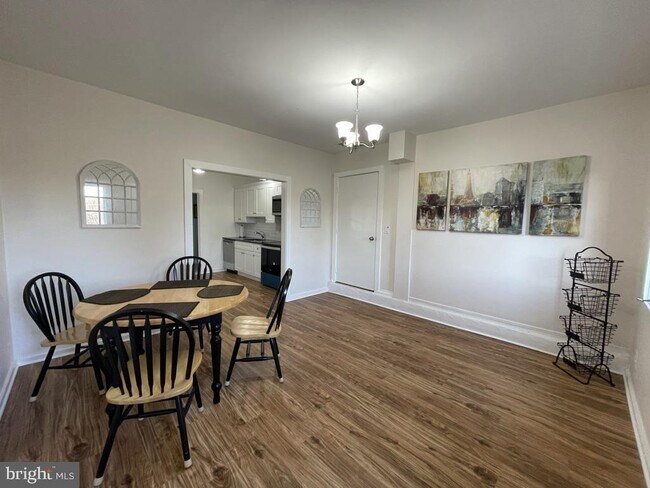 Foto del edificio - 368 Pennington Titusville Rd