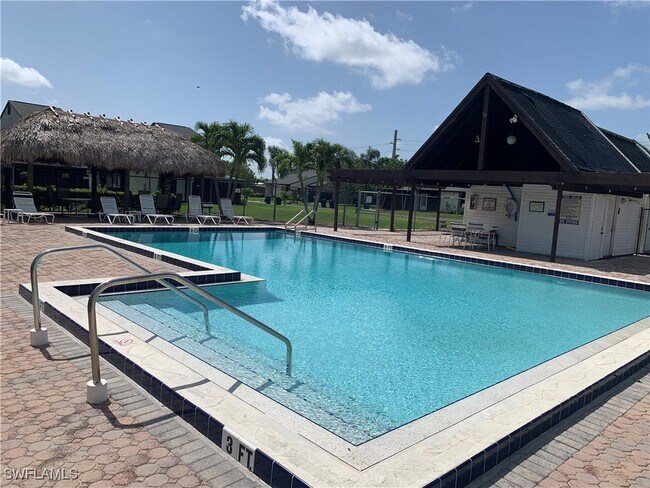 Foto del edificio - 12922 Cherrydale Ct