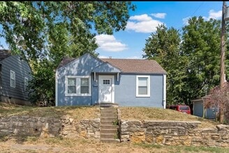 Building Photo - 5508 Saida St