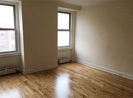 Foto principal - 223 2nd Ave