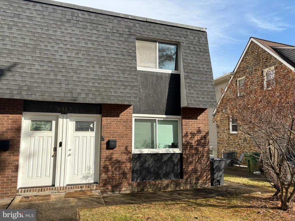 Foto del edificio - 6317 Pearce Ave