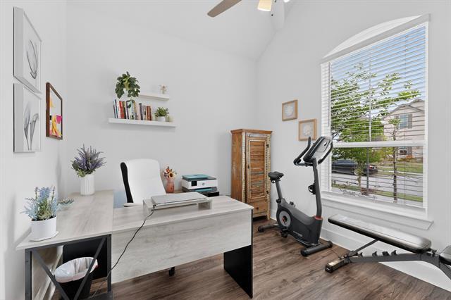 Foto del edificio - 15049 Chipwood Dr