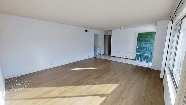 Building Photo - Spacious 3 Bed / 2 Bath Goleta Home!