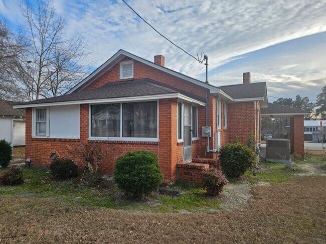 Foto del edificio - 3 BD / 2 BA Unfurnished