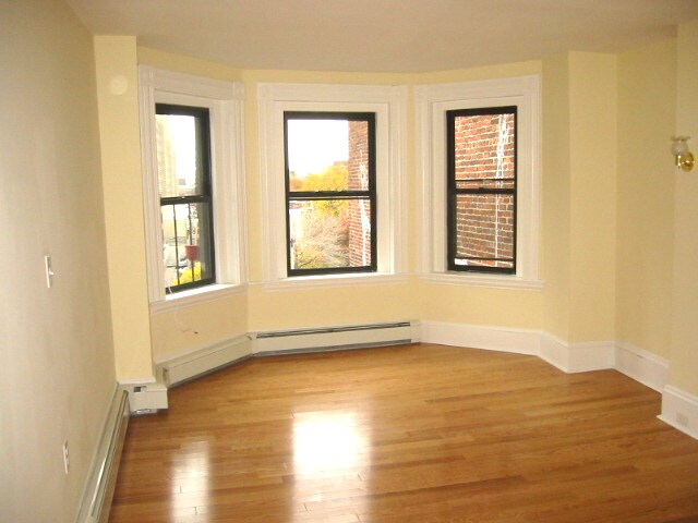 Foto del edificio - 1084 Boylston St