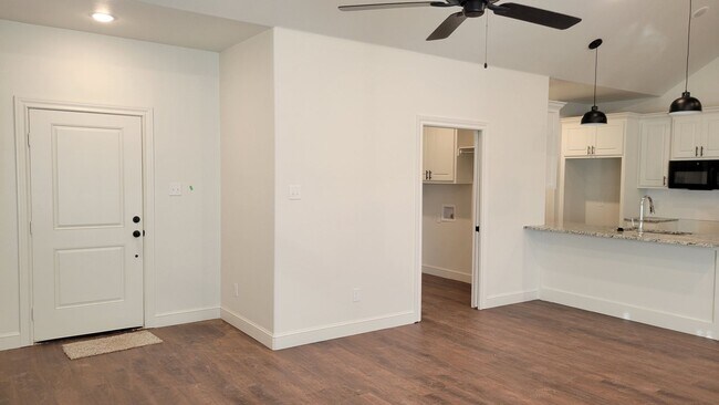 Building Photo - 7124 22nd Pl