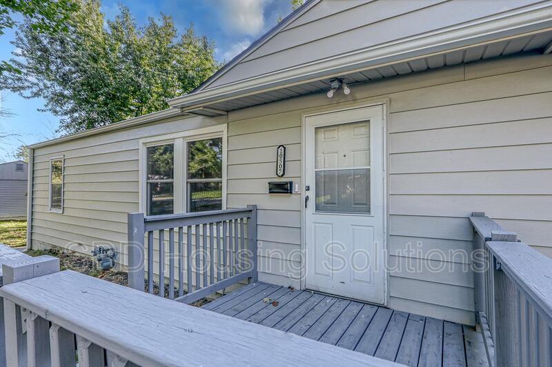 Foto principal - 10507 Oakland Ave