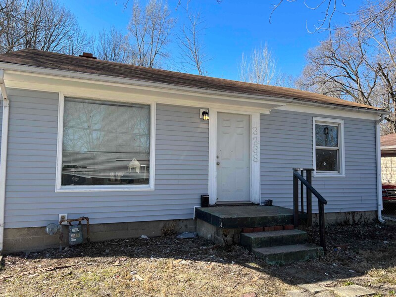 Foto principal - 3268 Baltimore Ave