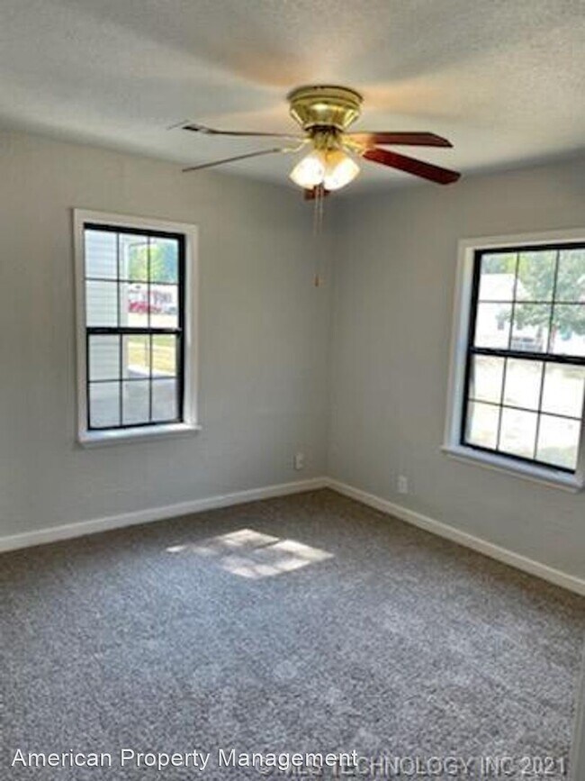 Building Photo - 2 br, 1 bath House - 4823 S 35th W Ave