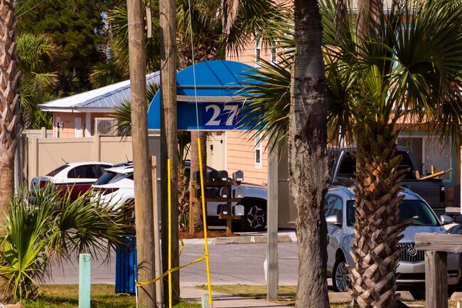 Foto del edificio - 9621 Beach Blvd