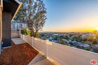 Building Photo - 10321 Sala Pl