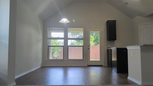 Building Photo - 1708 Tobin Dr