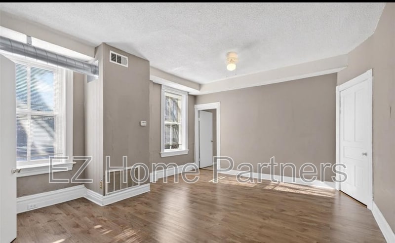 3005 S Compton Ave, St. Louis, MO 63118 - Townhome Rentals in St. Louis ...