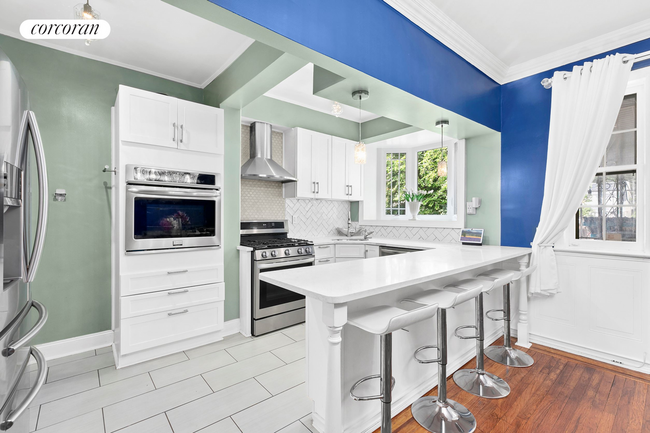 Foto del edificio - 790 E 37th St