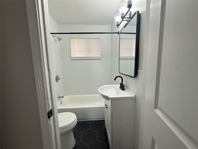 Foto del edificio - 515 Margil St