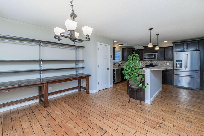 Building Photo - 4007 Abbington Terrace