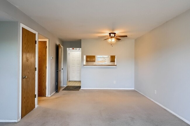 Building Photo - 1203 S Gilbert St