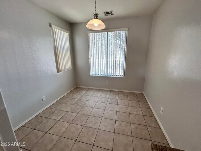 Foto del edificio - 7010 S 37th Glen