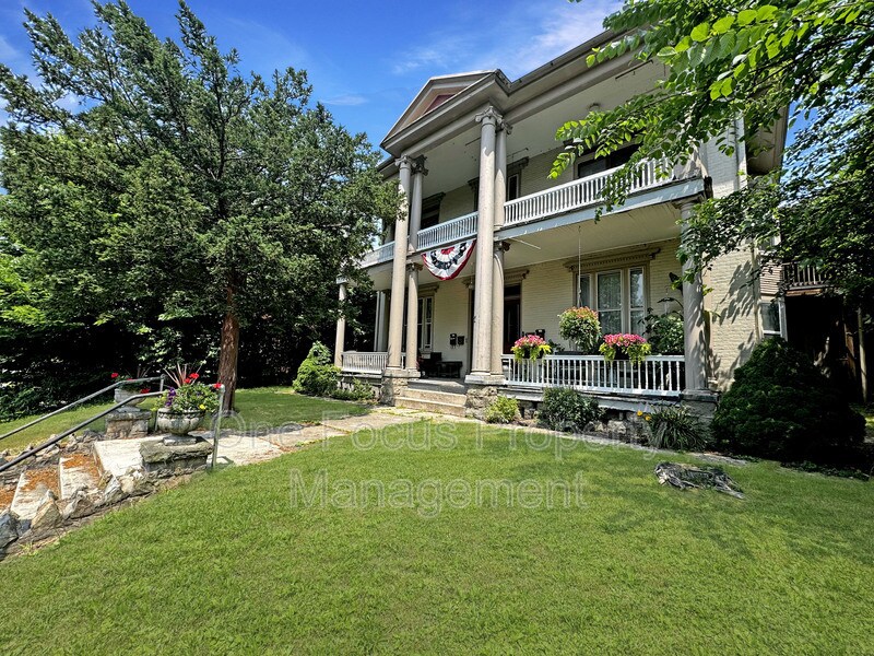 Primary Photo - 37 Bennett Street 2E
