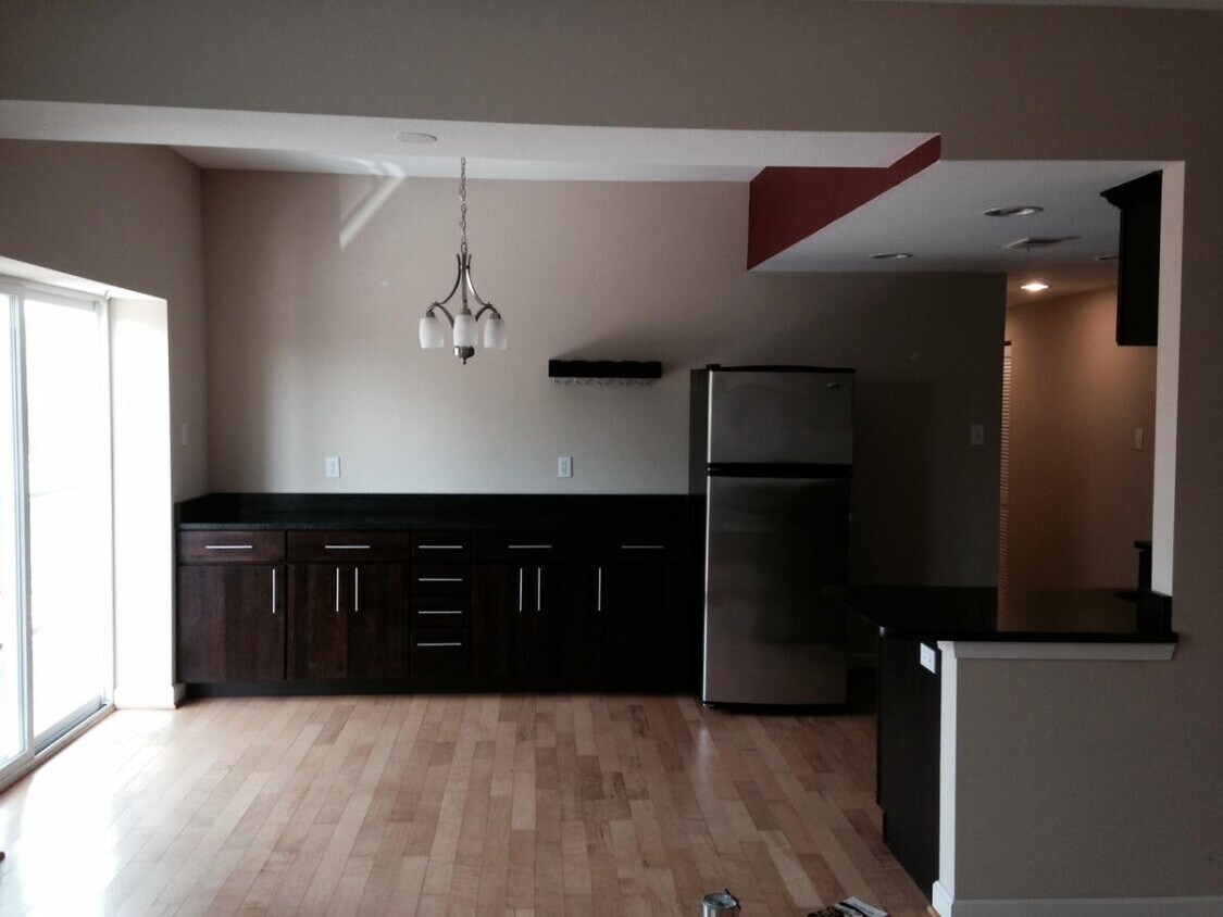 Foto principal - 5621 Pershing Ave