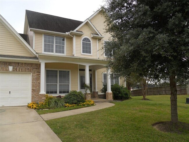 Building Photo - 899 Victoria Lakes Dr