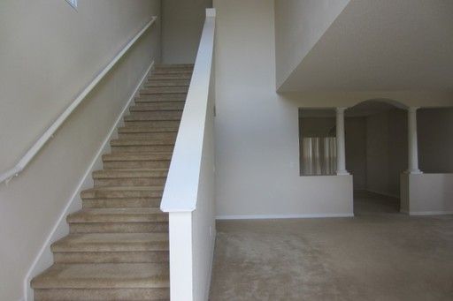 Building Photo - 205 Albany Dr