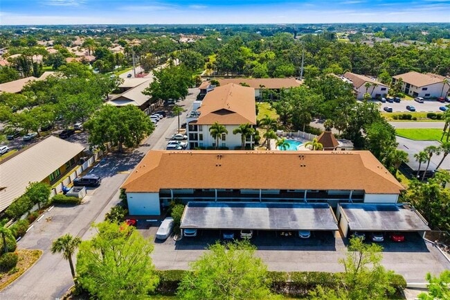 Foto del edificio - 7201 Curtiss Ave