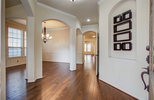 Foto del edificio - 8215 Laughing Falcon Trail