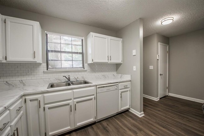 Building Photo - 1248 Chee Ln