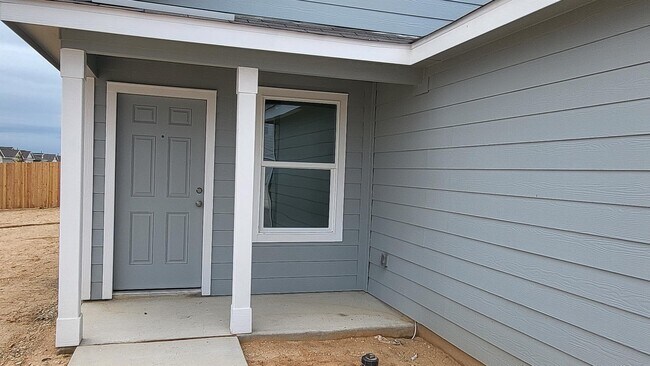 Building Photo - 5911 Coahulia Rdg