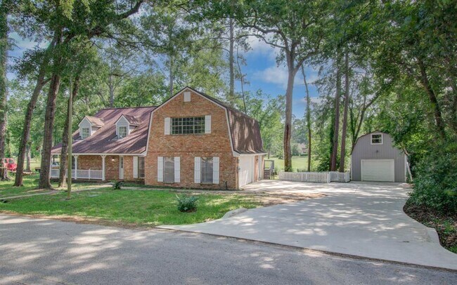 Foto del edificio - 808 Stone Mountain Dr