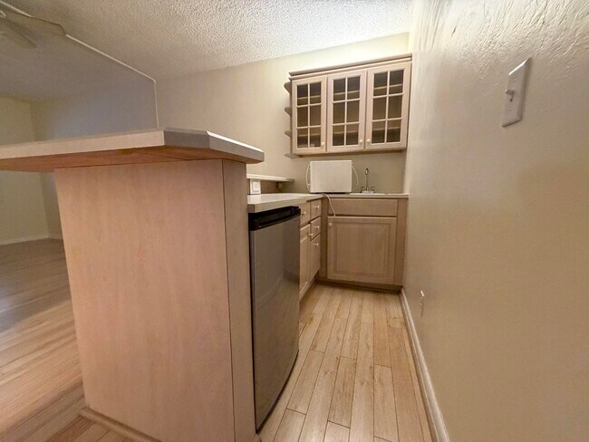 Foto del edificio - 917 NE 16th Ave