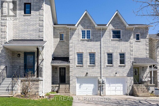 Building Photo - 25 Hattie Ct