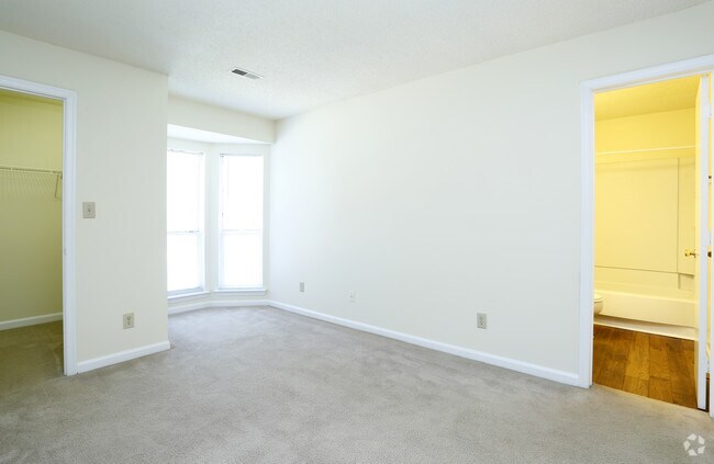 Interior Photo - Summit at Avent Ferry