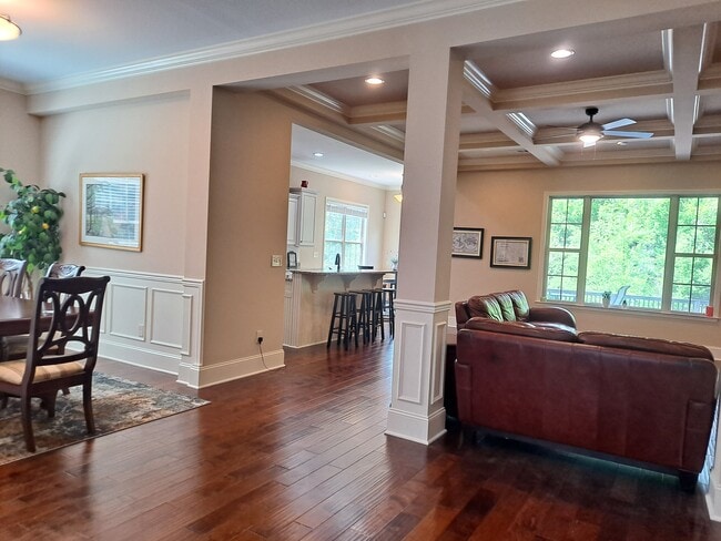 Foto del edificio - 12170 Inglecrest Ln