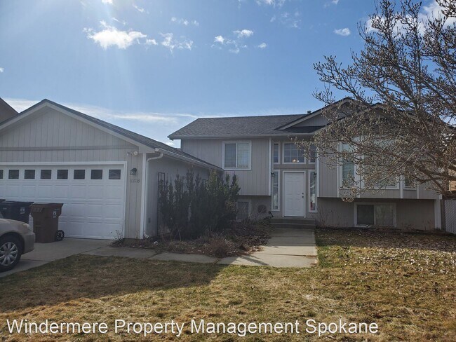 Foto del edificio - 4 br, 2 bath House - 4218 E Ermina Ave