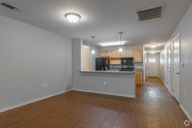 2 habitaciones, 1 baño - 998 pies cuadrados - Cocina - Mission Village of Jacksonville