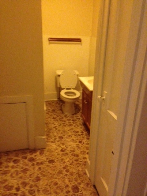 Nice size bath with tub shower and closet. - 74 Michigan Ave