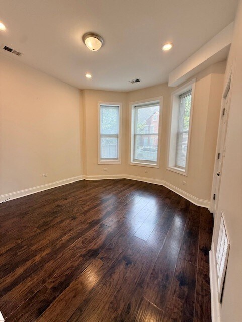 Foto del edificio - 1325 S Komensky Ave