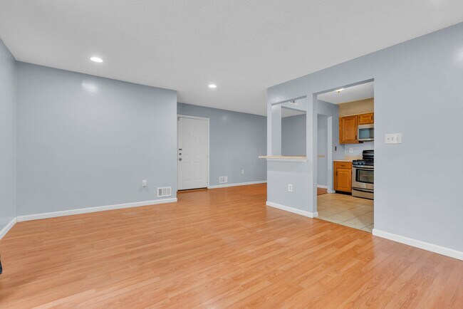 Foto del edificio - 296 Wimbeldon Ct