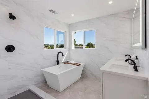 Foto del edificio - 11820 Mill St