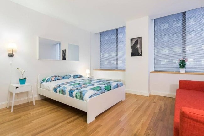 Building Photo - 2 bedroom in NEW YORK NY 10004