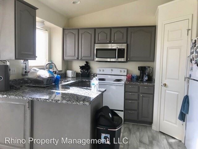 Foto del edificio - 4 br, 2 bath House - 861 W 1520 N
